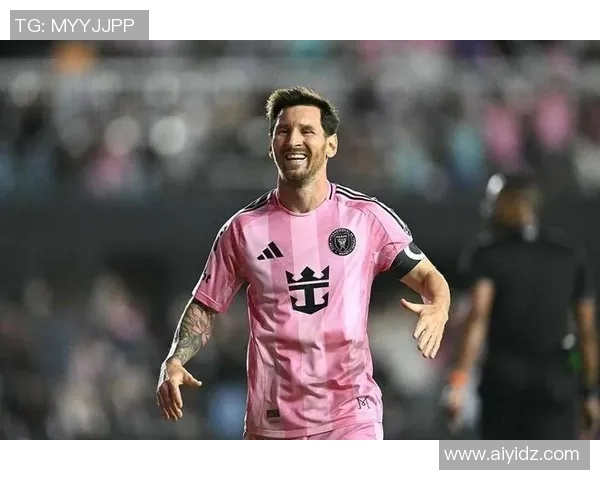 足球球星不露脸背后的秘密与影响：如何塑造球员形象与品牌价值